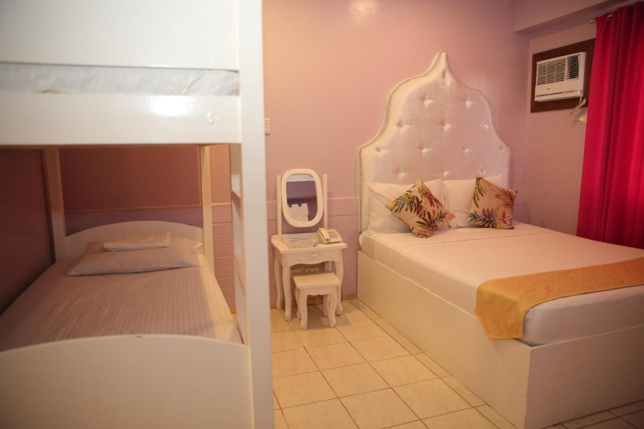 Eon Centennial Resort Hotel & Waterpark Iloilo City Εξωτερικό φωτογραφία