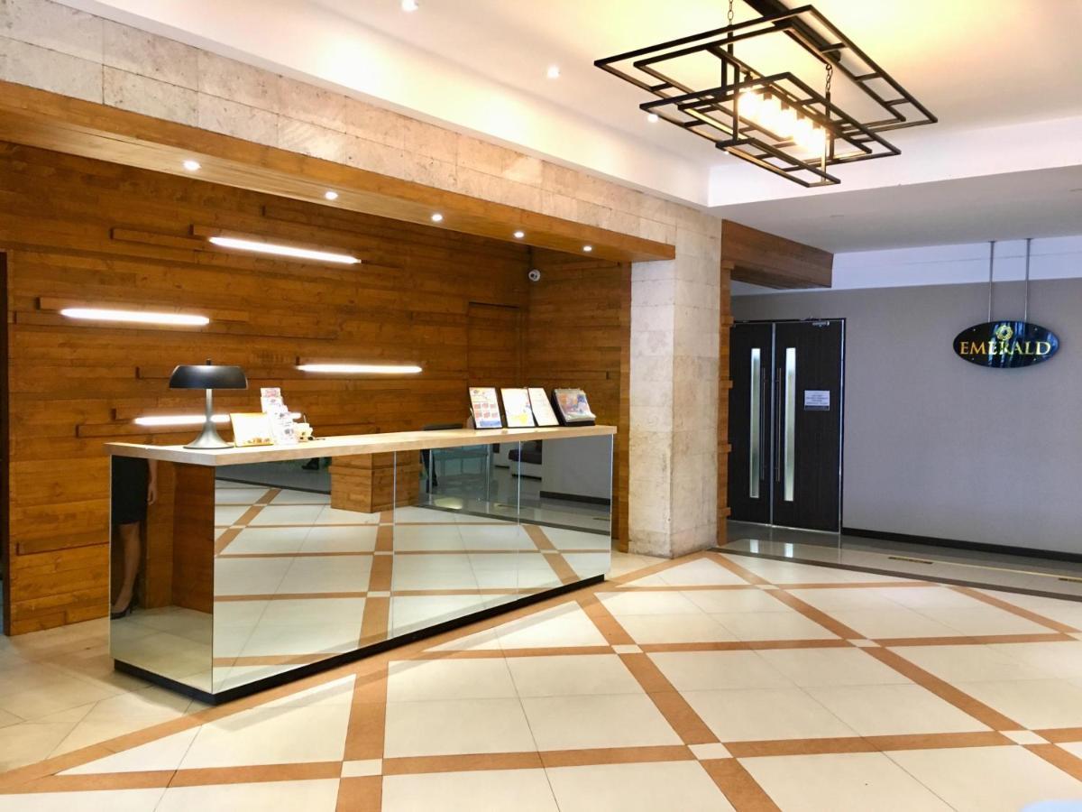 Eon Centennial Resort Hotel & Waterpark Iloilo City Εξωτερικό φωτογραφία