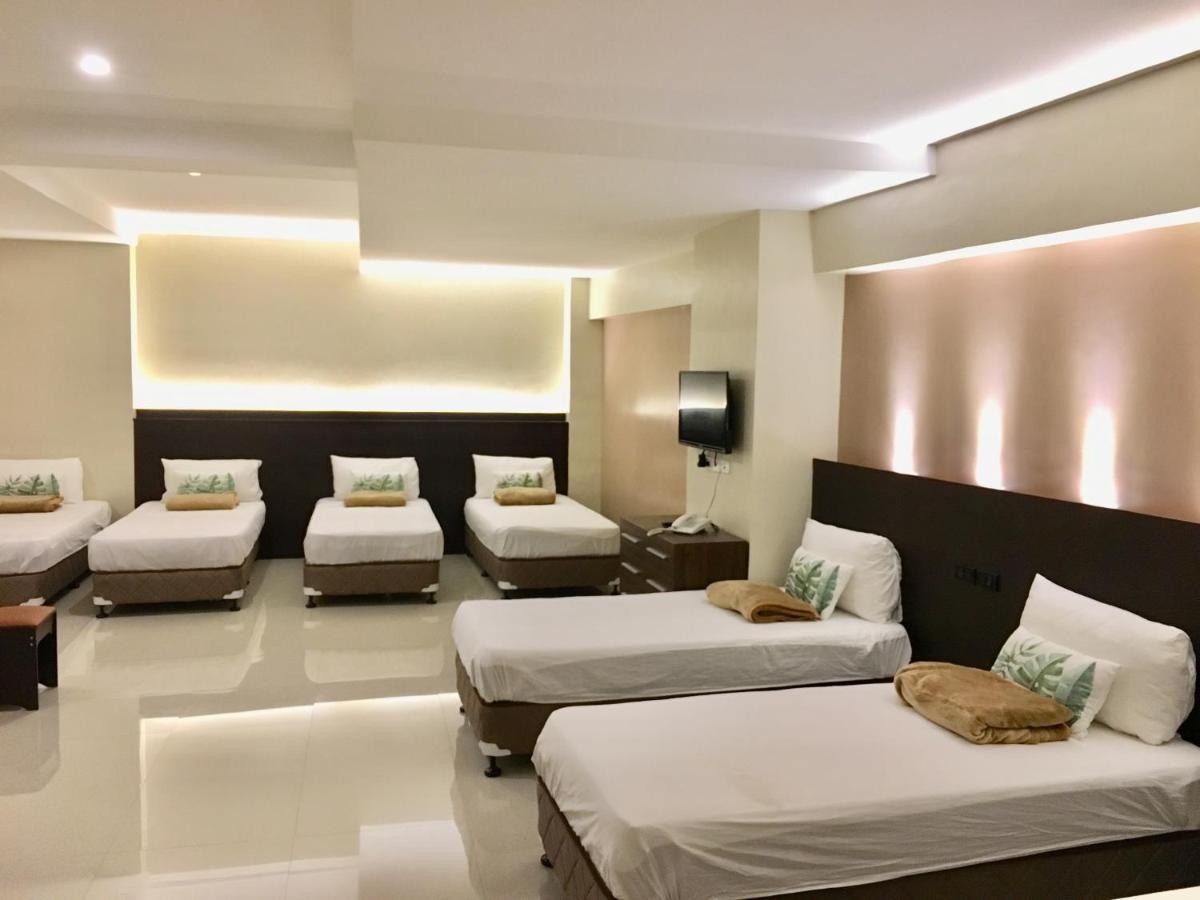 Eon Centennial Resort Hotel & Waterpark Iloilo City Εξωτερικό φωτογραφία