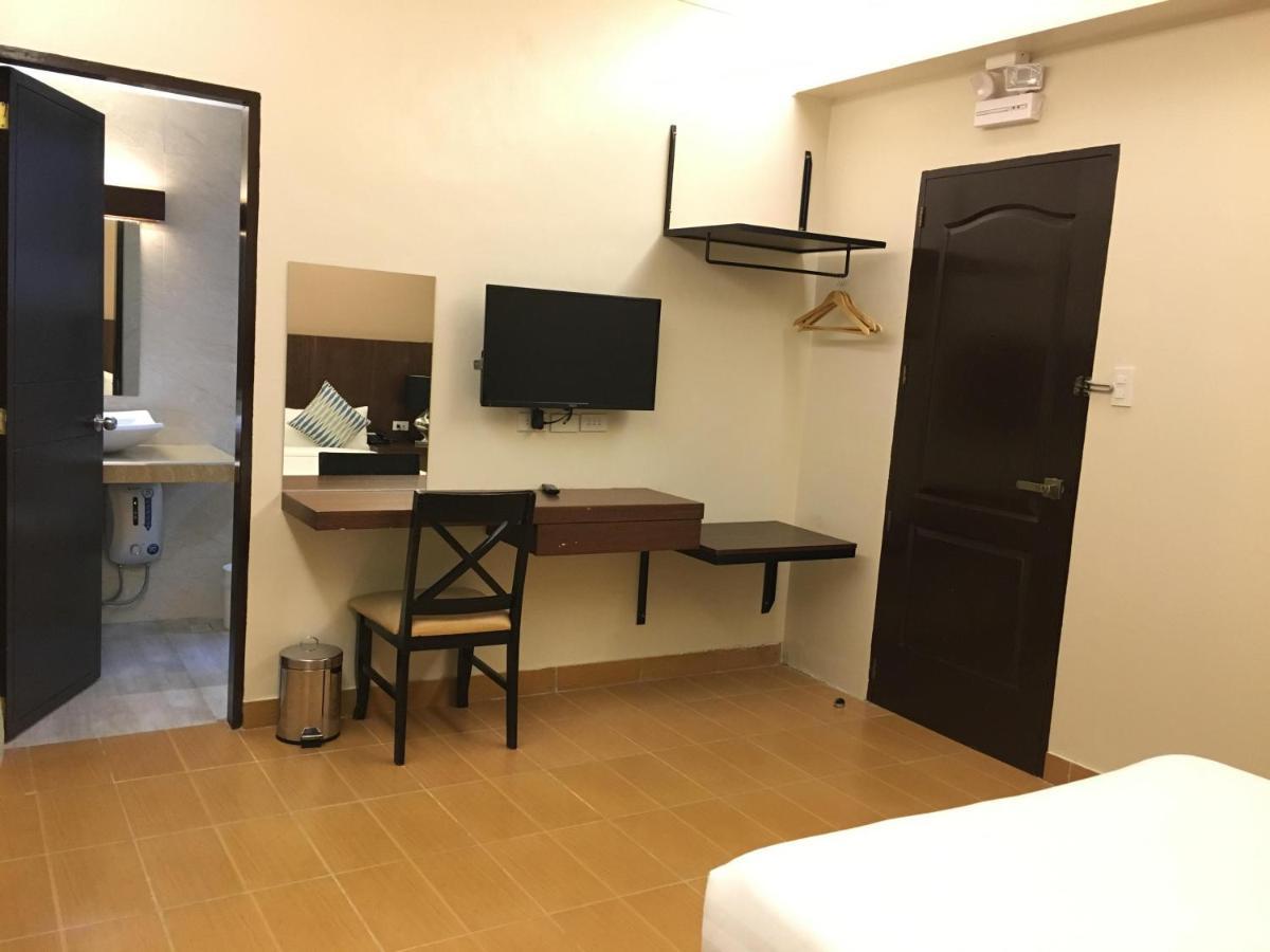 Eon Centennial Resort Hotel & Waterpark Iloilo City Εξωτερικό φωτογραφία