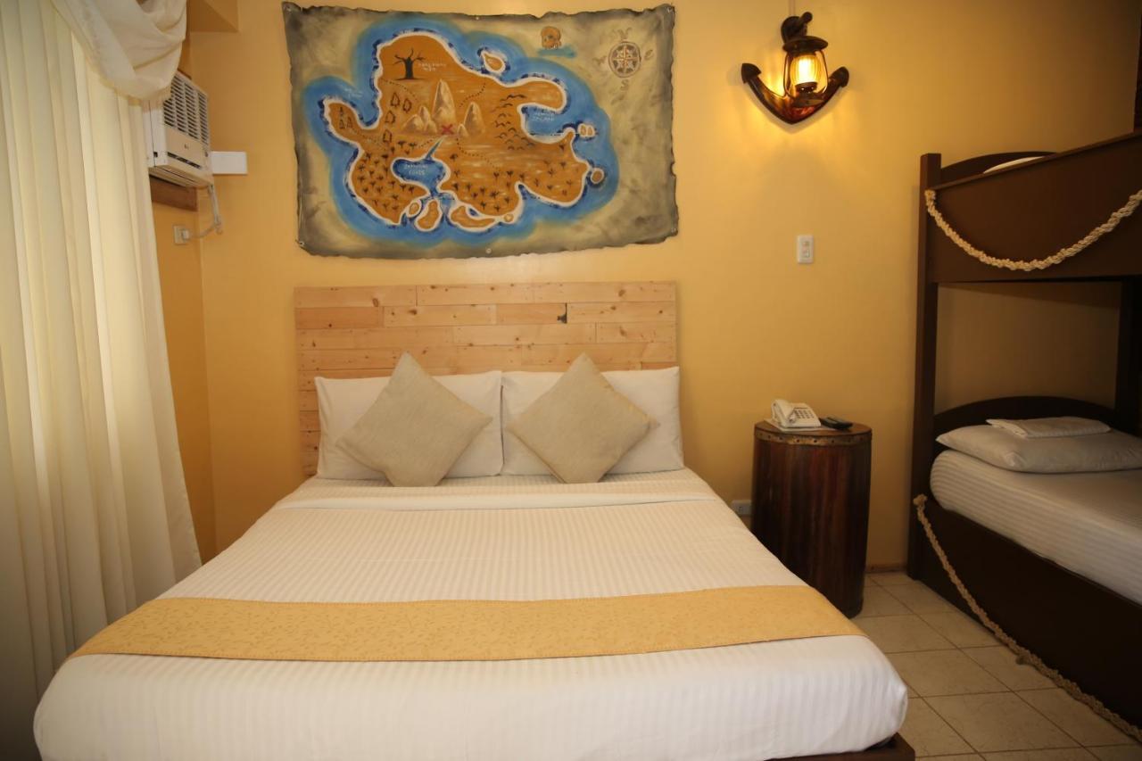 Eon Centennial Resort Hotel & Waterpark Iloilo City Εξωτερικό φωτογραφία