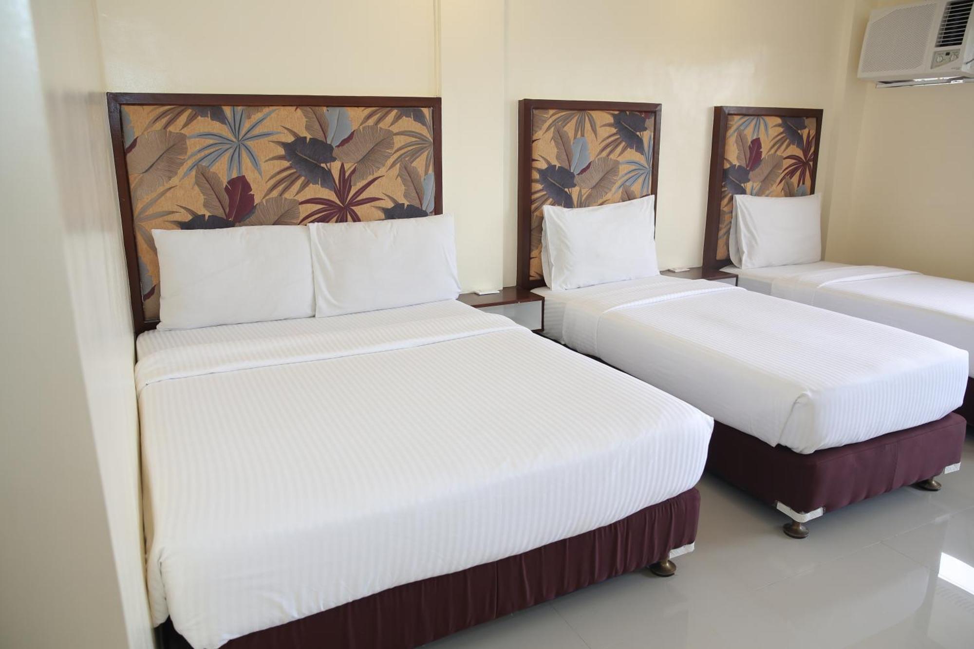 Eon Centennial Resort Hotel & Waterpark Iloilo City Δωμάτιο φωτογραφία